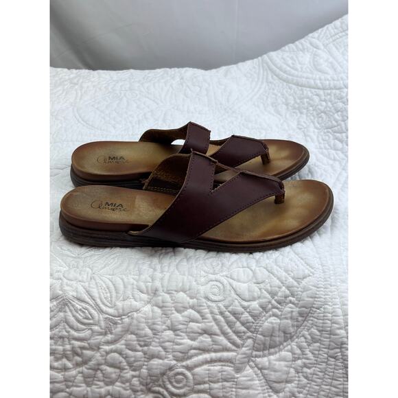 Mia Women's Tan T-Post Slip On Flat Summer Vacation Cruise Sandals - Size 8.5 - Picture 7 of 9